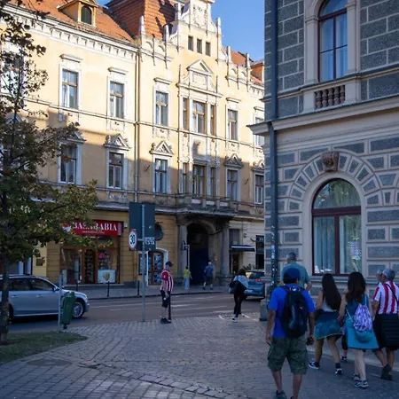 La Maman- Only Self Check-in